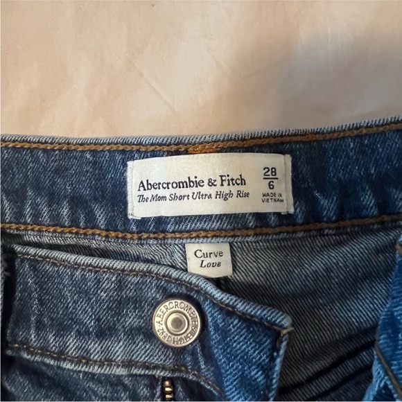 AF Curve Love Mom Short Ultra High Rise - Picture 2 of 3